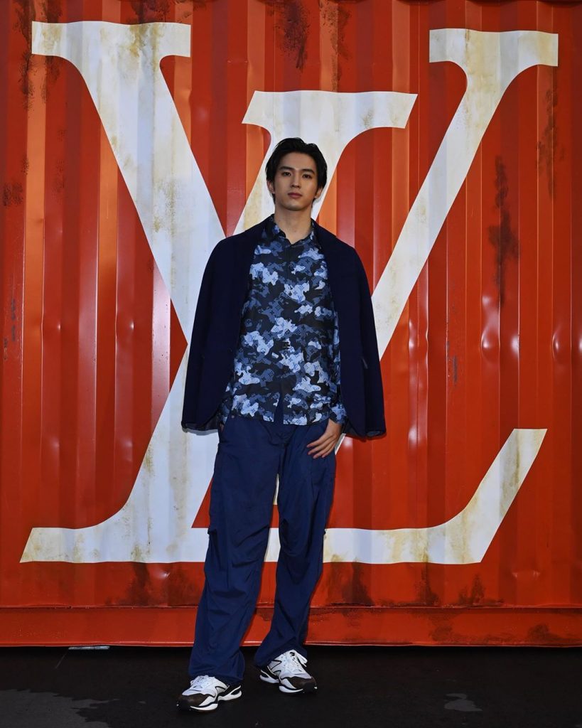 最新 パンツ 野田 洋次郎 ファッション